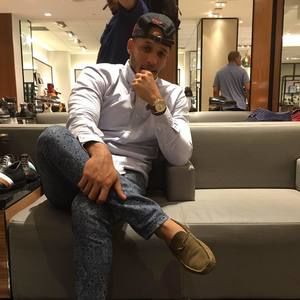 Meet your Posher, Roger